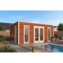 Robustesse 28 mm : Un abri de jardin au style contemporain pensé pour durer
