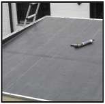 toiture epdm pour chalet de jardin a toit plat et abri bois