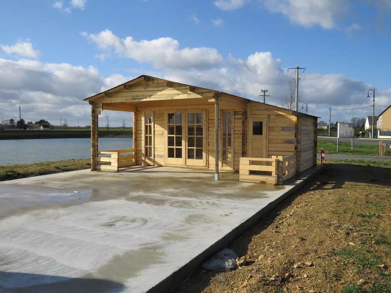 Chalet erke installé à la mairie de Sorigny