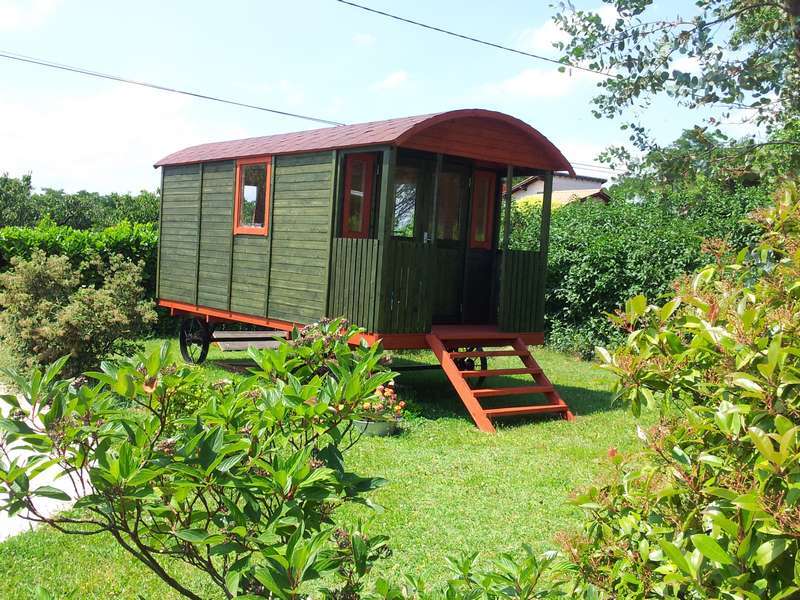 roulotte de jardin en bois