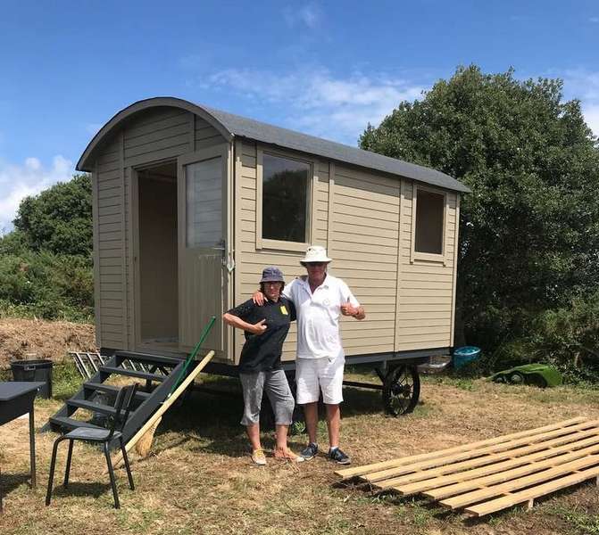 petite roulotte de jardin en bois livré en kit