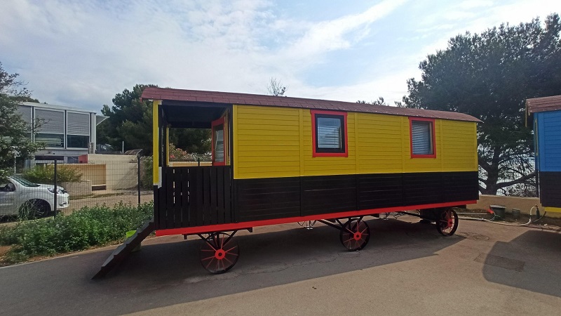 Roulotte de jardin en bois