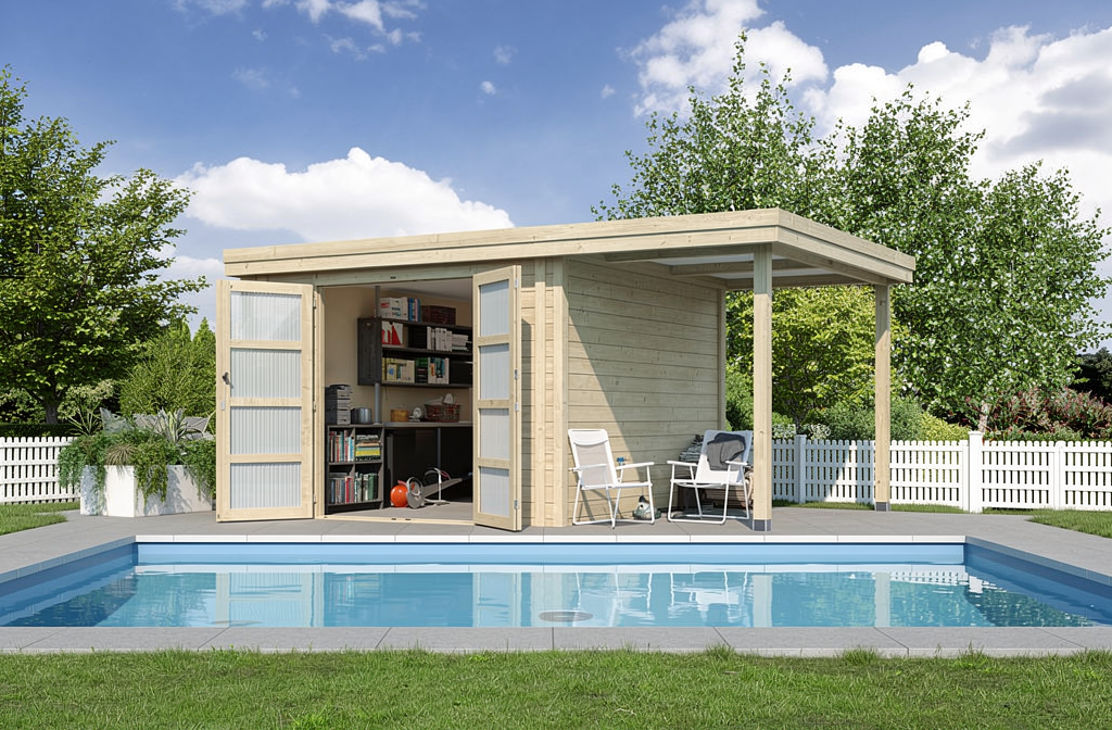 Poolhouse bois pas cher : abri de piscine en bois avec porte-fenêtre et toit plat, aménagé en coin détente près de la piscine.