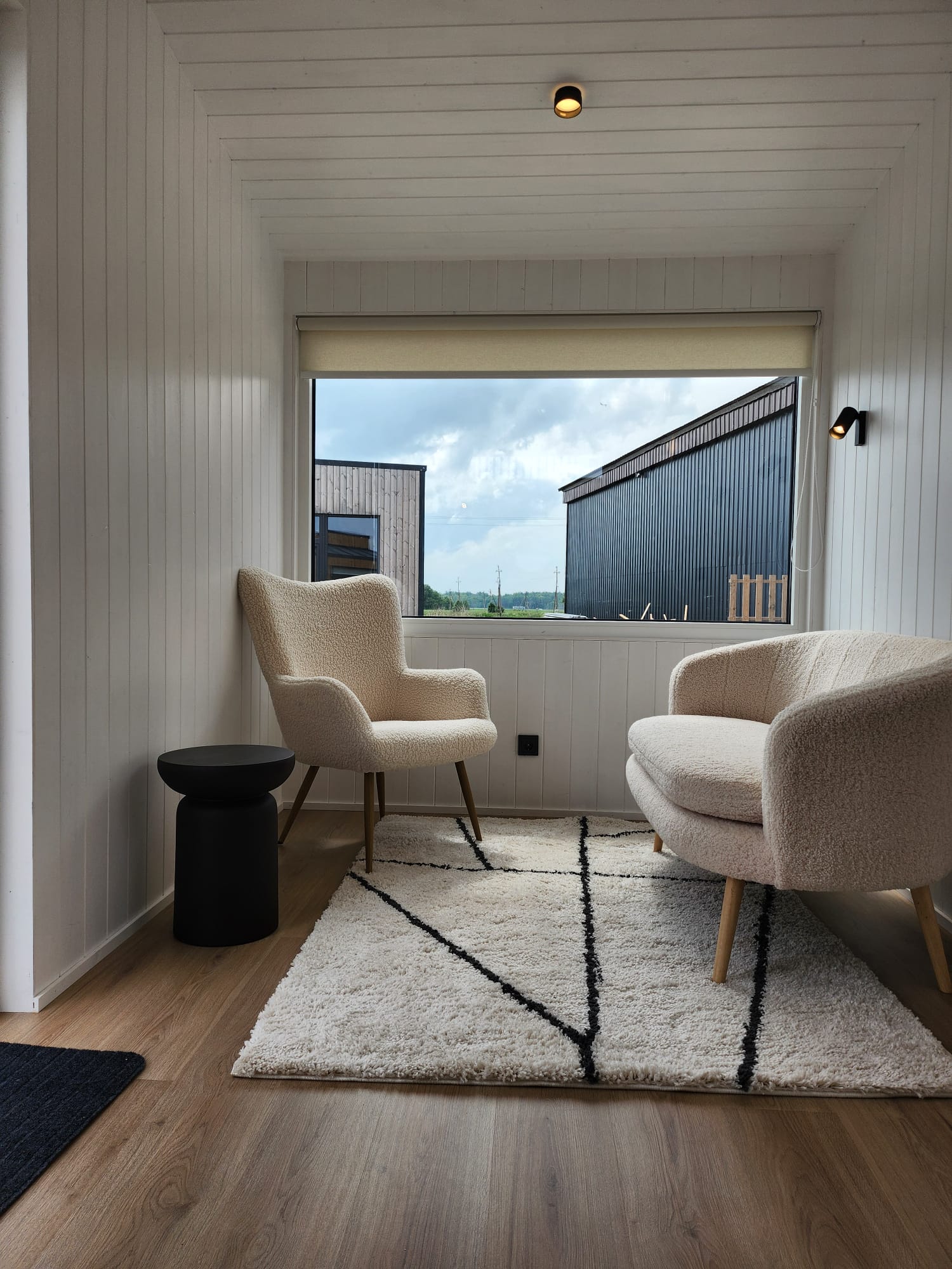 Tiny House Baltic vue de devant et de derrière